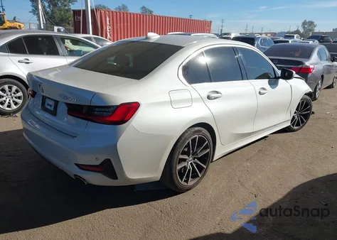 2021 BMW 330I z USA, uszkodzony, nr VIN 3MW5R1J09M8C15529